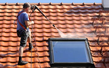 roof cleaning Lofthouse